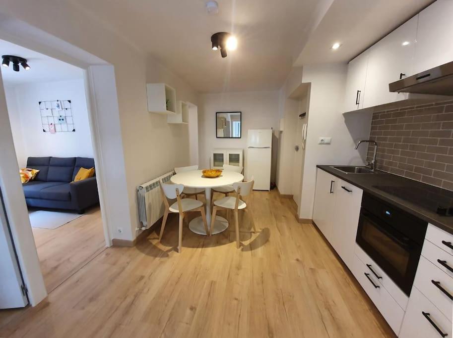 Acogedor Piso En El Centro De Sabinanigo公寓 外观 照片